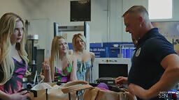 Aiden Ashley, Chloe Rose, Ella Reese, Maya Farrell - Mile High Club